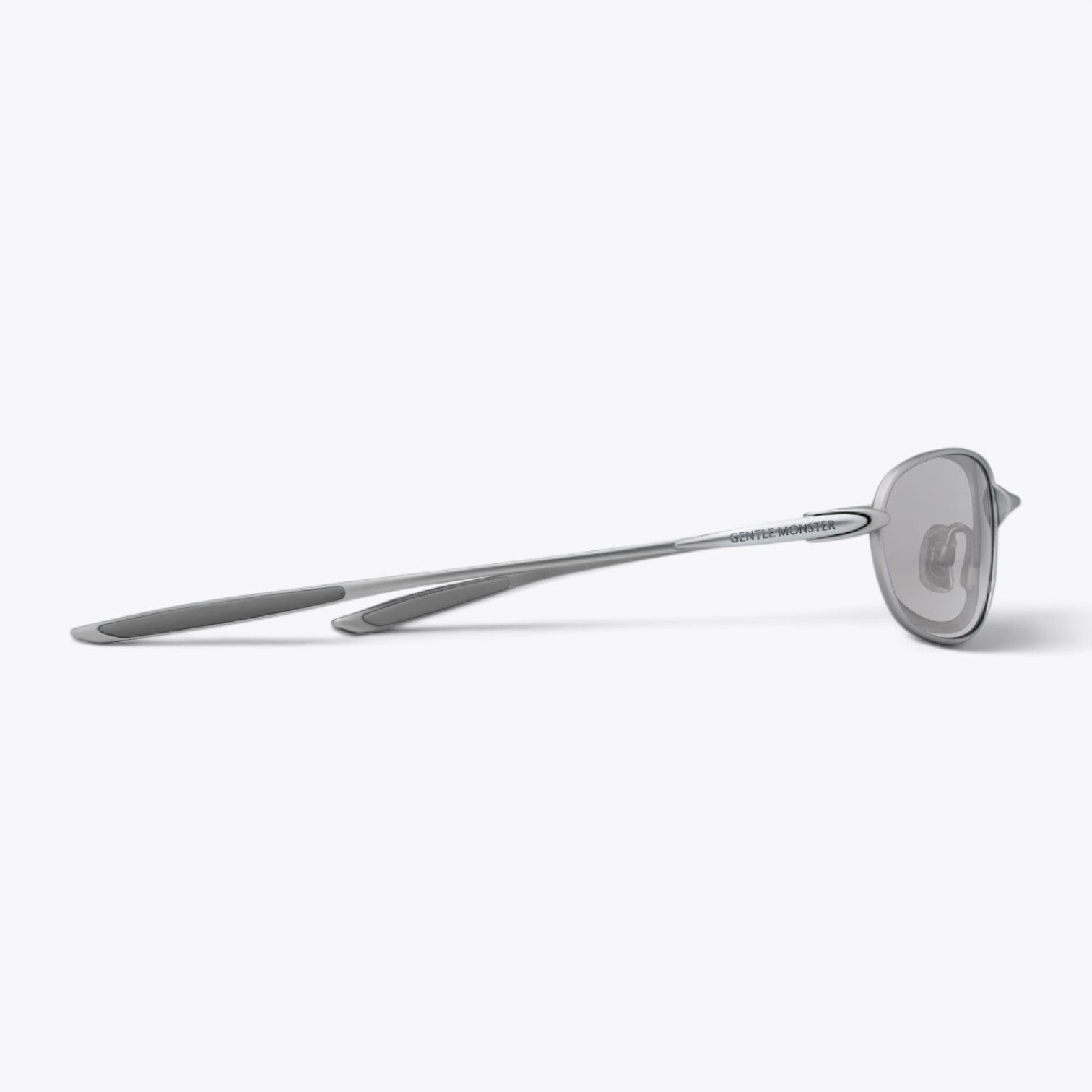 Gentle Monster Pitot M021