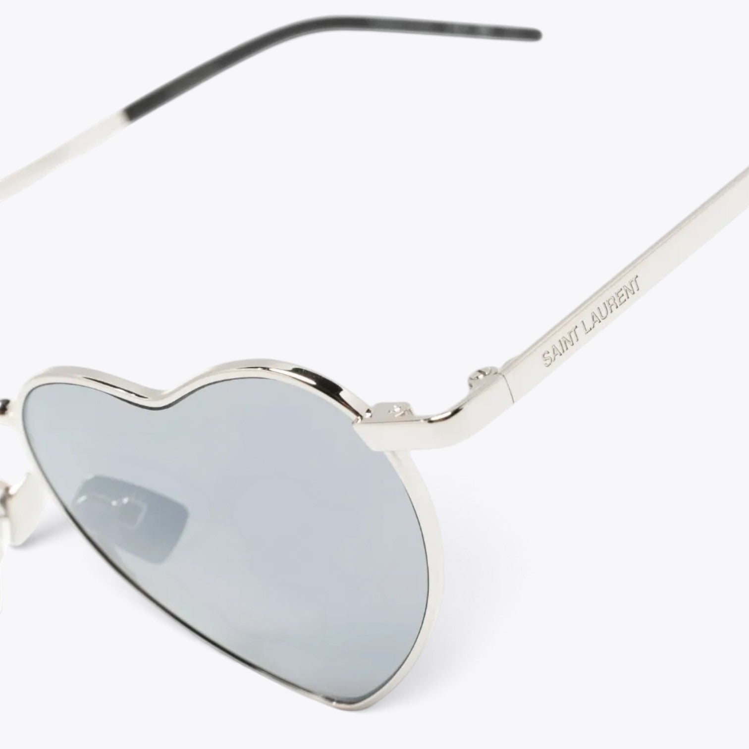Saint Laurent Loulou SL 301