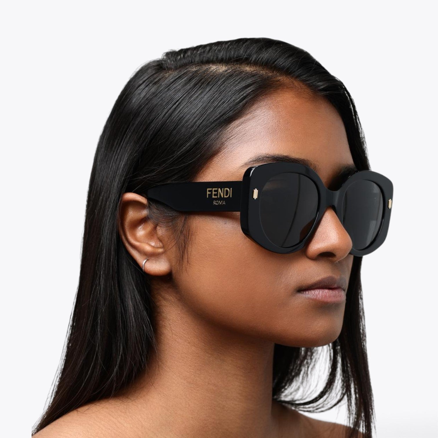 Fendi Roma FE40137I
